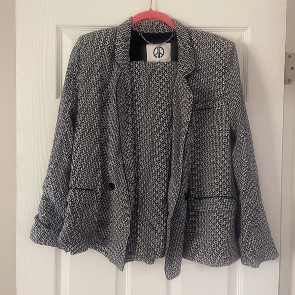 Haight & Ashbury Suit Set - Picture 1 of 4